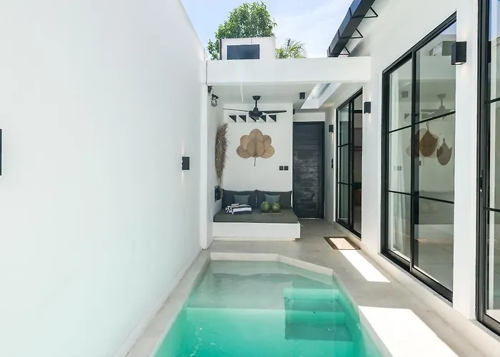 Neptune Uluwatu